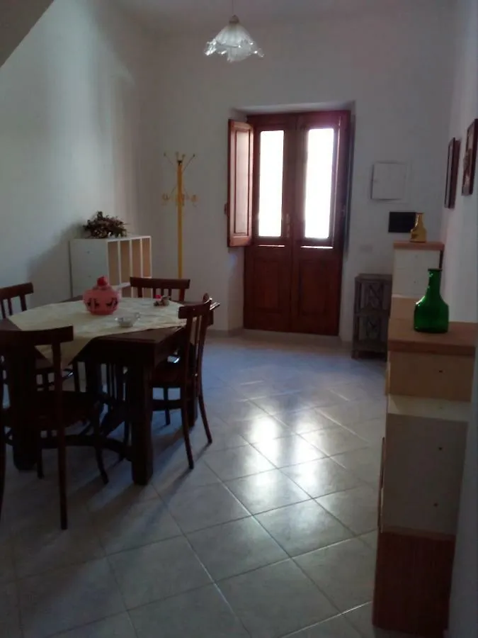 Semesterbostad La Casa Della Capretta Villa SantʼAntìoco Italien